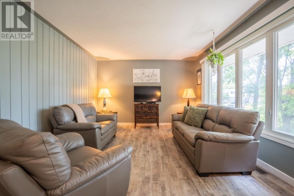 52 Stevens St, Sault Ste  Marie, ON, photo 2