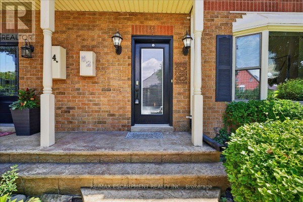 52 Sunvale Place, Hamilton, ON, photo 2