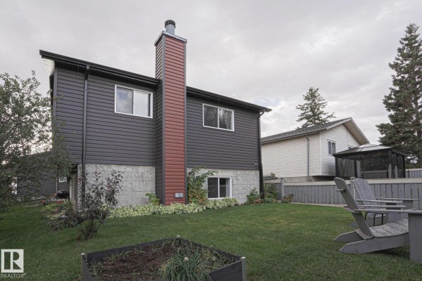 Family room - 52 Westlake Dr, Spruce Grove, AB T7X1X9 Photo 4