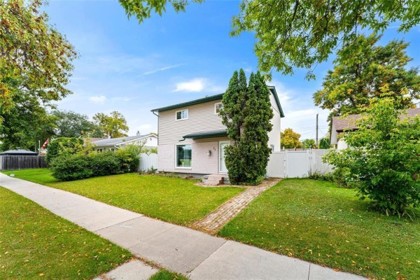 Dining room - 52 Whitehall Boulevard, Winnipeg, MB R2C0Y4 Photo 3