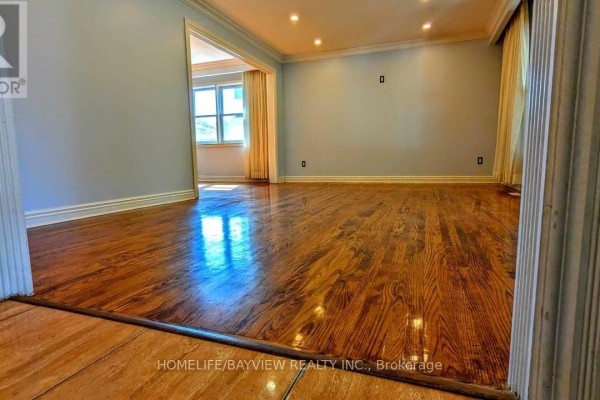 Family room - 52 Wild Cherry Lane, Markham, ON L3T3T4 Photo 5
