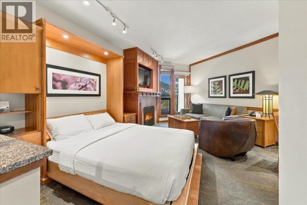 520 4320 Sundial Crescent, Whistler, BC V8E1G6 Photo 2