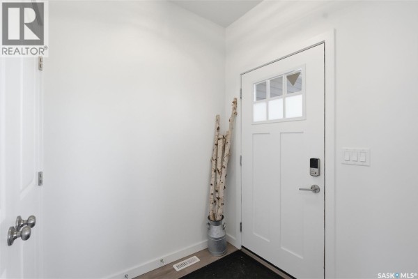 2pc Bathroom - 520 Brighton Gate, Saskatoon, SK S7V0V6 Photo 4