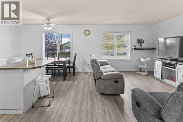 Recreational, Games room - 5203 41 Street, Camrose, AB T4V0Z7 Photo 5