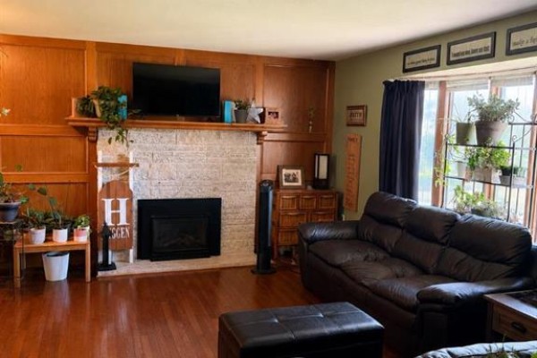 Primary Bedroom - 5204 51 Avenue, Consort, AB T0C1B0 Photo 3