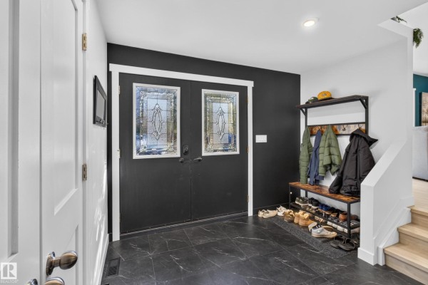 Den - 52042 Rge Road 214, Rural Strathcona County, AB T8E1A3 Photo 5