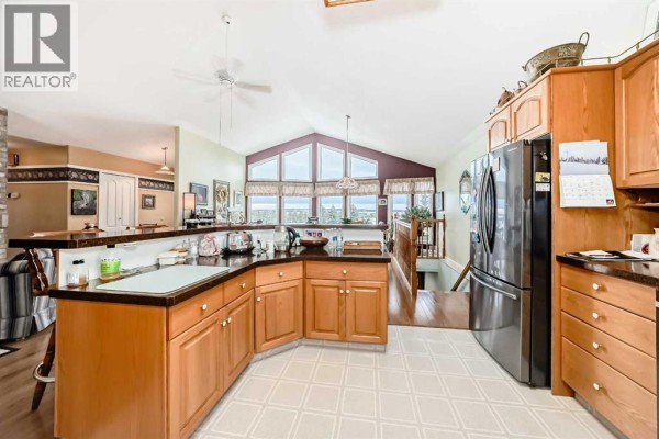 3pc Bathroom - 5205 55st., Rimbey, AB T0C2J0 Photo 5