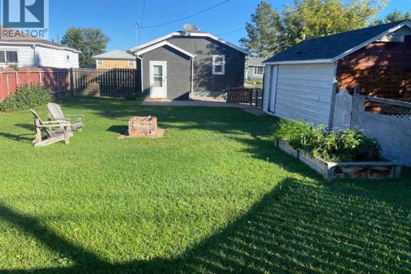 5206 44 Avenue, Taber, AB, photo 2