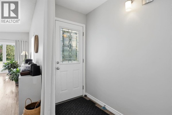 Breakfast - 5206 47 Avenue, Olds, AB T4H1E9 Photo 5