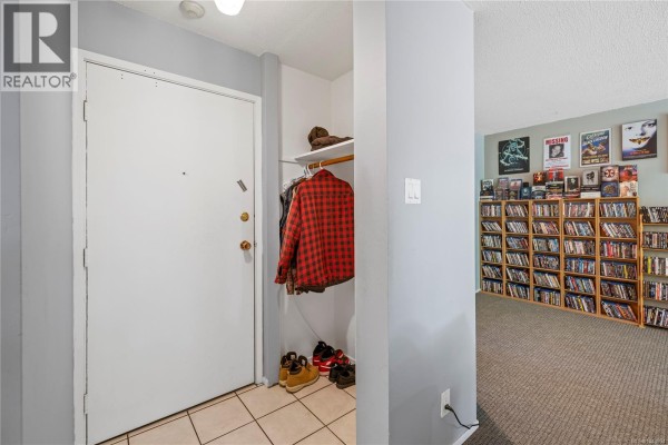 Kitchen - 5208 999 Bowen Rd, Nanaimo, BC V9R2A4 Photo 4
