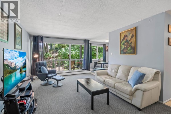 Dining nook - 5208 999 Bowen Rd, Nanaimo, BC V9R2A4 Photo 5