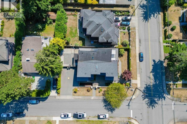 5208 Carson Street, Burnaby, BC V5J2Z2 Photo 4