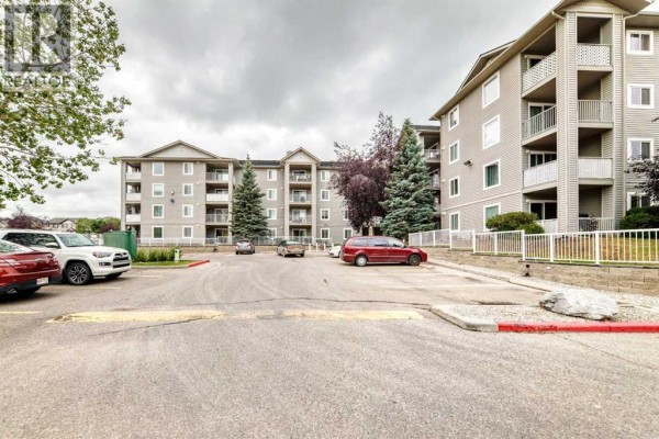 5208a, 604 8 Street Sw, Airdrie, AB, photo 2