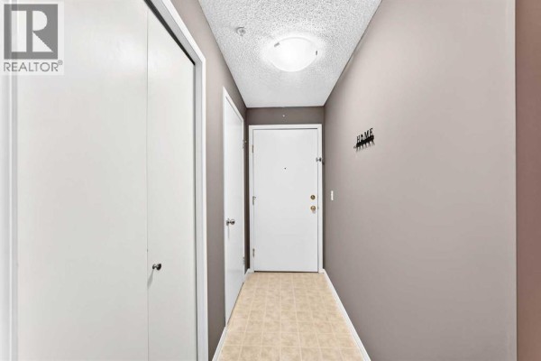 Dining room - 5208a, 604 8 Street Sw, Airdrie, AB T4B2W8 Photo 4