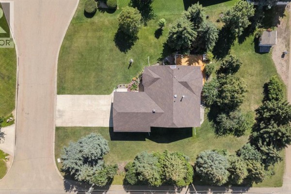 5209 57a Street, Stettler, AB, photo 3