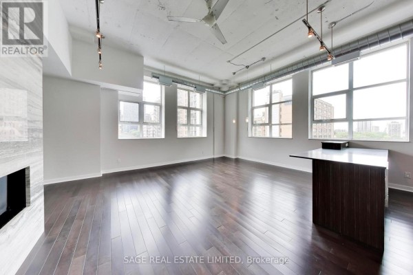 521 - 155 Dalhousie Street, Toronto, ON, photo 2