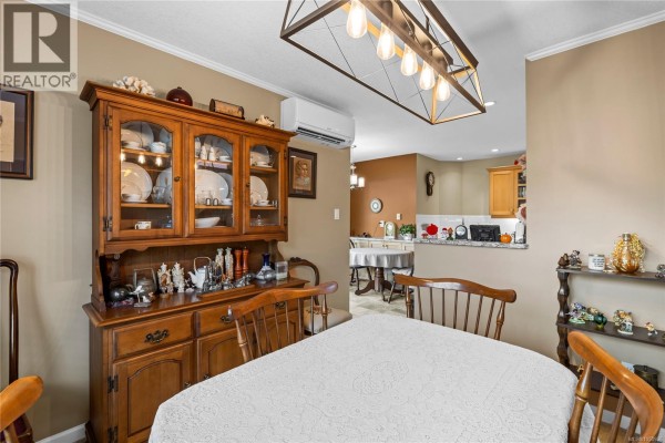 Bedroom - 521 Birch Ave, Qualicum Beach, BC V9K1K4 Photo 5