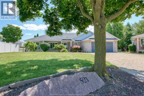 4pc Bathroom - 521 Royal Ridge Crescent, Amherstburg, ON N9V3W4 Photo 2