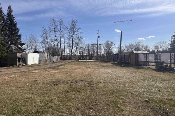 5211 50 Av, Fawcett, AB, photo 2