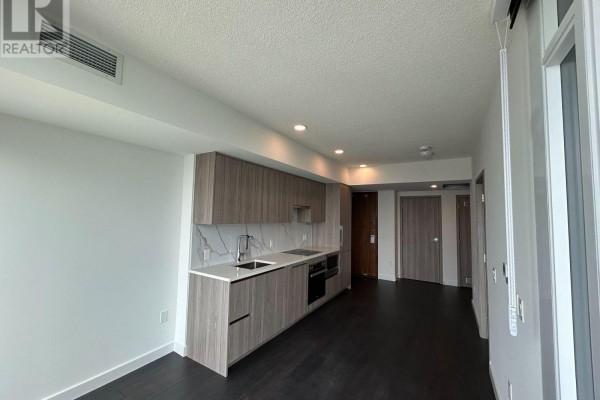 5212 - 1 Concord Cityplace Way, Toronto, ON M5V0X3 Photo 5