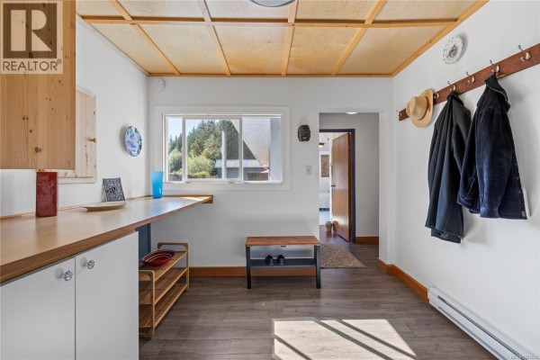 Hobby room - 5212 Gainsberg Rd, Bowser, BC V0R1G0 Photo 4