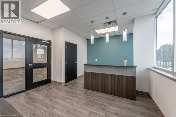 5217 Twenty Road E Unit# 1, Hamilton, ON L8E5X1 Photo 4