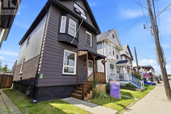 522 Cannon Street E, Hamilton, ON, photo 3