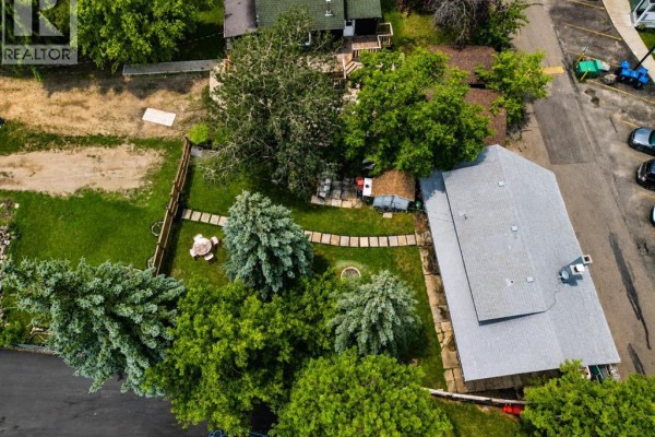 Kitchen - 5224 50 Avenue, Sylvan Lake, AB T4S1E7 Photo 5