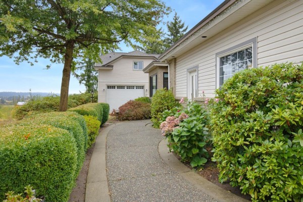 5226 222 Street, Langley, BC, photo 2