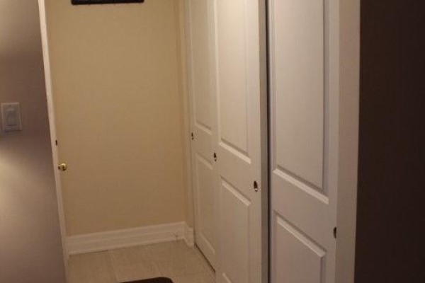 Living room - 523 - 3 Everson Drive, Toronto, ON M2N7C2 Photo 2