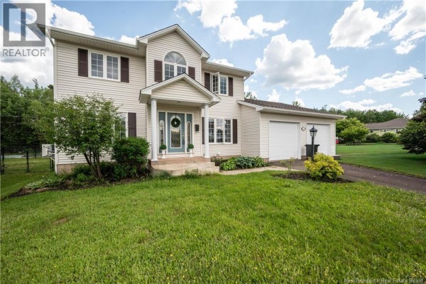 5pc Bathroom - 523 Alphee Street, Dieppe, NB E1A6W6 Photo 3