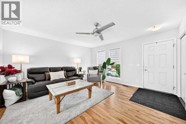 Dining room - 523 Auburn Bay Avenue Se, Calgary, AB T3M1T1 Photo 4