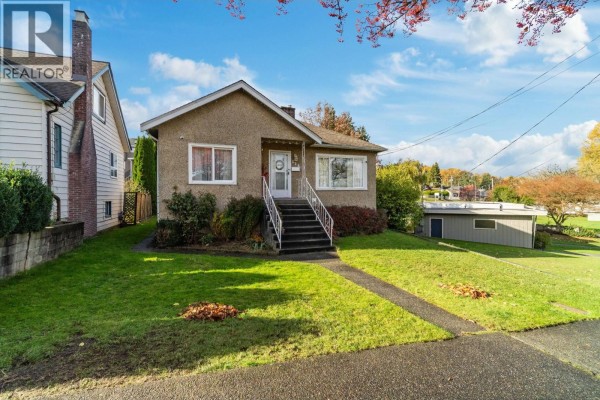 523 Kelly Street, New Westminster, BC, photo 2