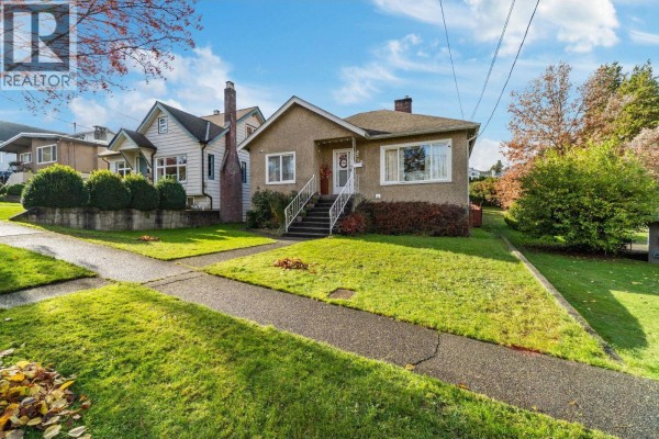 523 Kelly Street, New Westminster, BC, photo 3