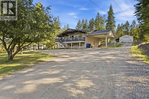 Kitchen - 523 Tamarack Road, Williams Lake, BC V2G4J2 Photo 2