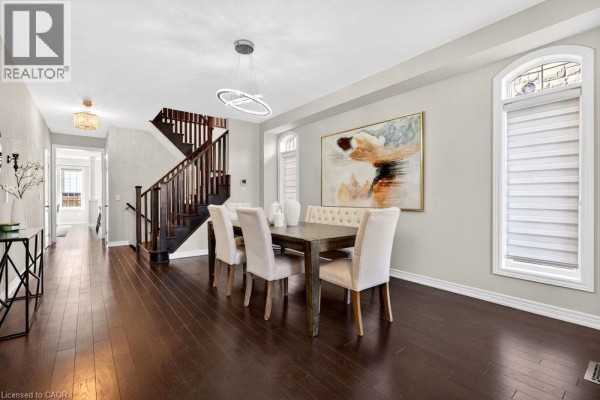 523 Terrace Way, Oakville, ON, photo 3