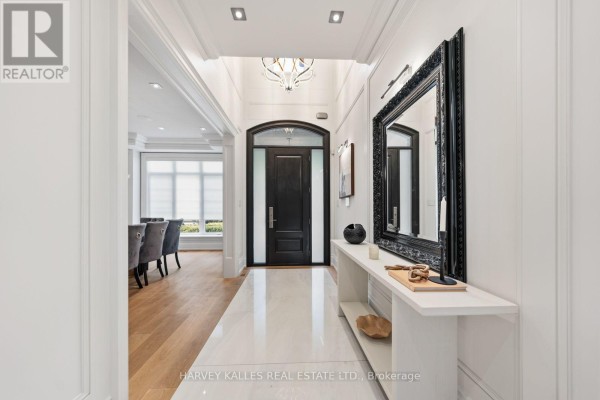 523 Vesta Drive, Toronto, ON, photo 3