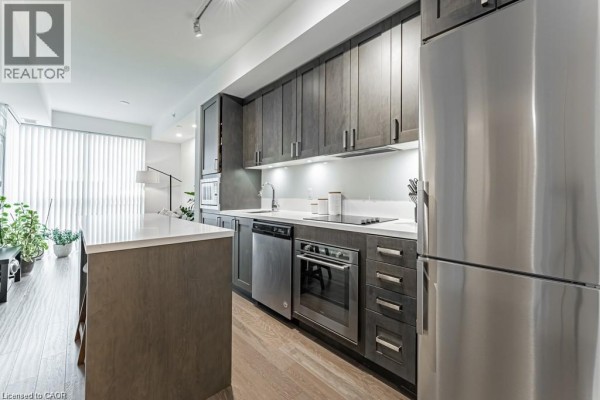 Kitchen - 5230 Dundas Street Unit# A501, Burlington, ON L7L0J5 Photo 4
