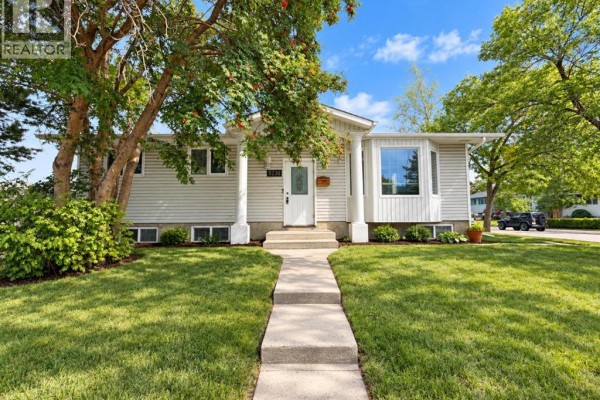 5230 Whitestone Road Ne, Calgary