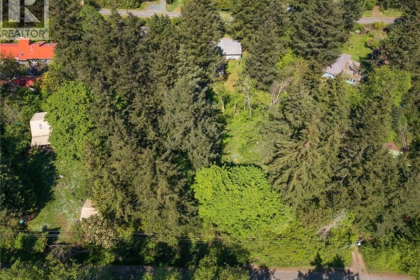 5235 Mcleod Rd, Hornby Island, BC V0R1Z0 Photo 5