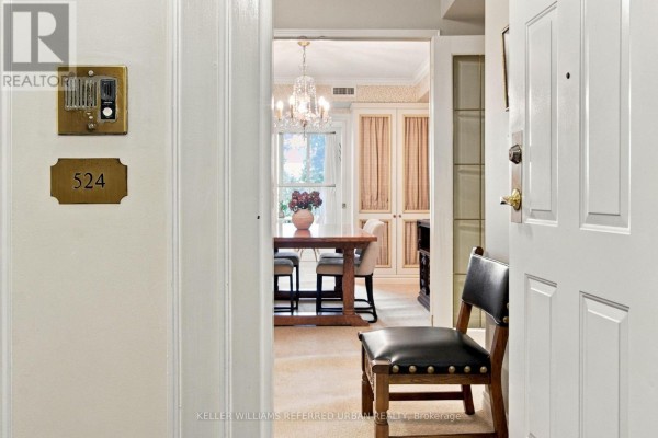 Dining room - 524 - 18 Concorde Place, Toronto, ON M3C3T9 Photo 2