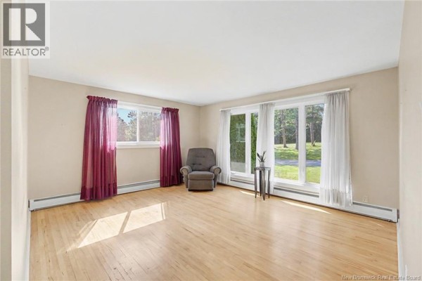 Family room - 524 Scoullar Street, Oromocto, NB E2V1H1 Photo 4