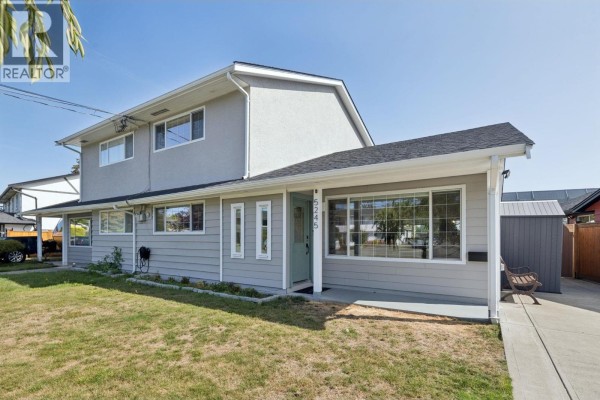 5245 Maple Crescent, Delta, BC V4K1G1 Photo 2