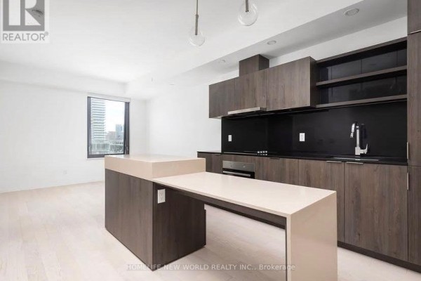 Living room - 525 - 12 Bonnycastle Street, Toronto, ON M5A0C8 Photo 3