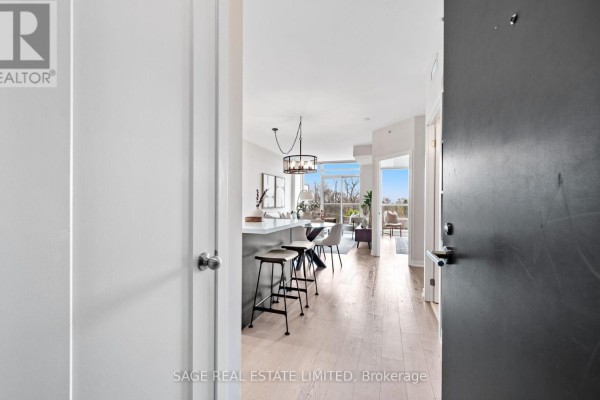 525 - 8 Fieldway Road, Toronto, ON, photo 2