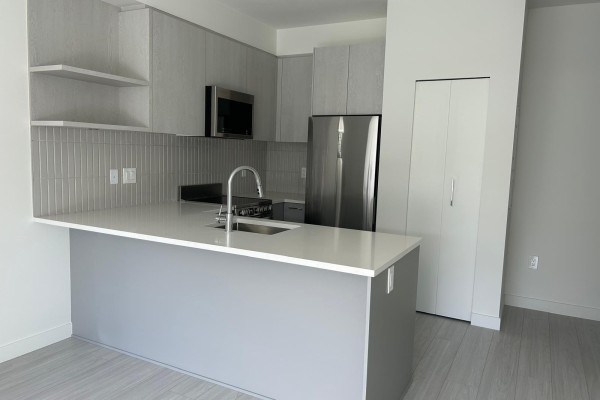 525 10777 138 Street, Surrey, BC, photo 2