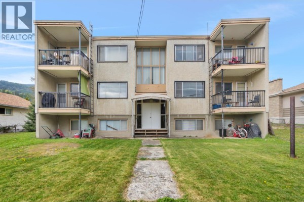 525 11th Avenue, Castlegar, BC V1N1J6 Photo 4