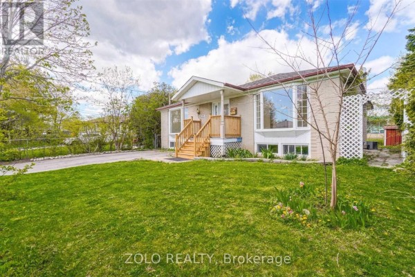 525 Lynett Crescent, Richmond Hill
