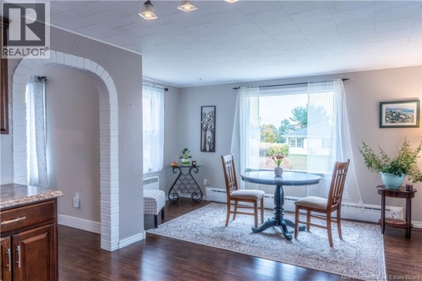 Living room - 525 Newcastle Boulevard, Miramichi, NB E1V2X5 Photo 4