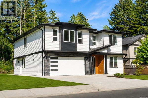5254 Sherbourne Dr, Nanaimo, BC, photo 2